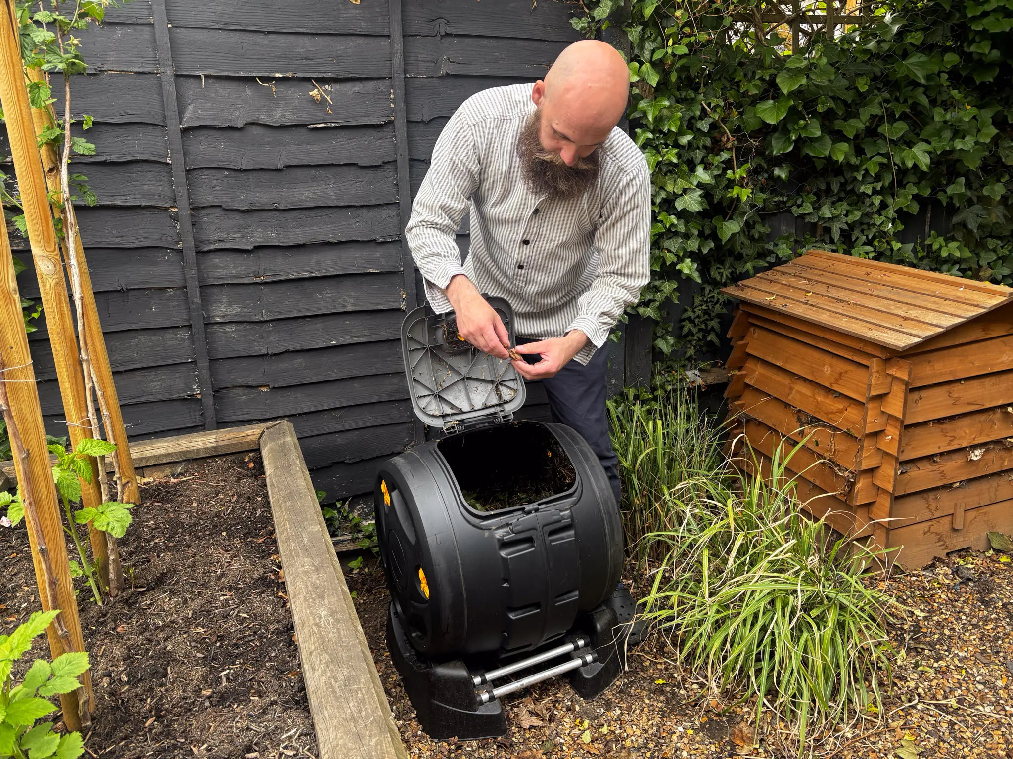 Why @beardygardener Loves the Hozelock EasyMix